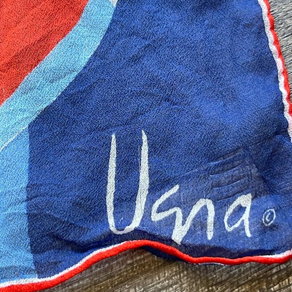 Vena Vintage Scarf in blue and red. - Picture 3 of 12